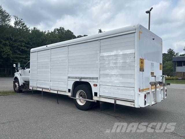 Ford F-750 Camiões de entrega de bebidas