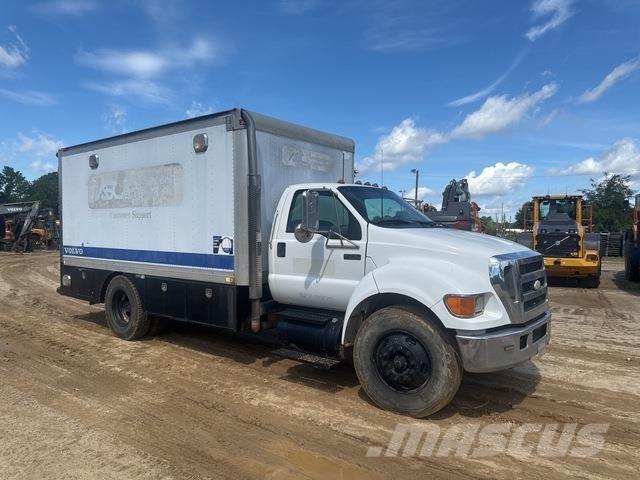 Ford F-750 Camiões-cisterna