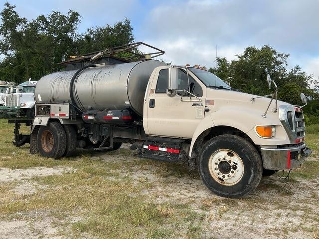 Ford F-750 Caminhões de betonagem
