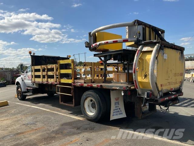 Ford F-750 Camiões Municipais / Uso Geral