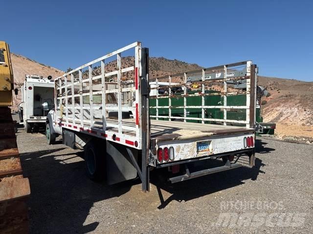 Ford F550 Camiões estrado/caixa aberta