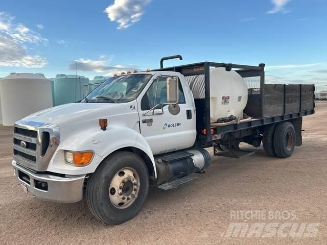 Ford F650 Auto-tanques