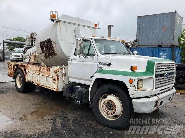 Ford F700 Construção - Outros
