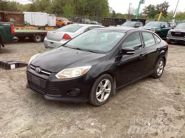 Ford Focus SE Automóvel