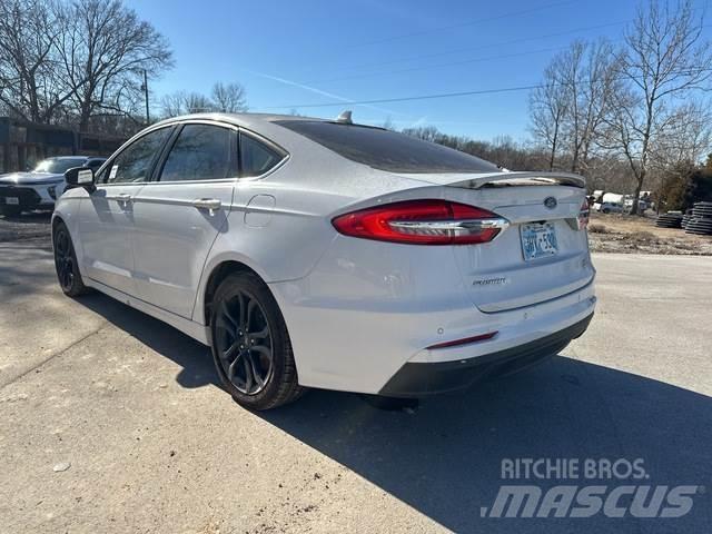 Ford Fusion Automóvel