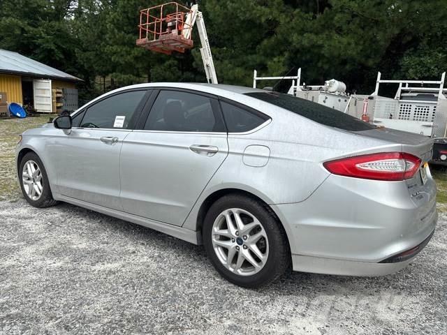 Ford Fusion Automóvel