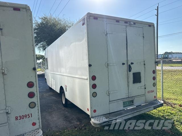 Ford GEN 1 Caixa fechada