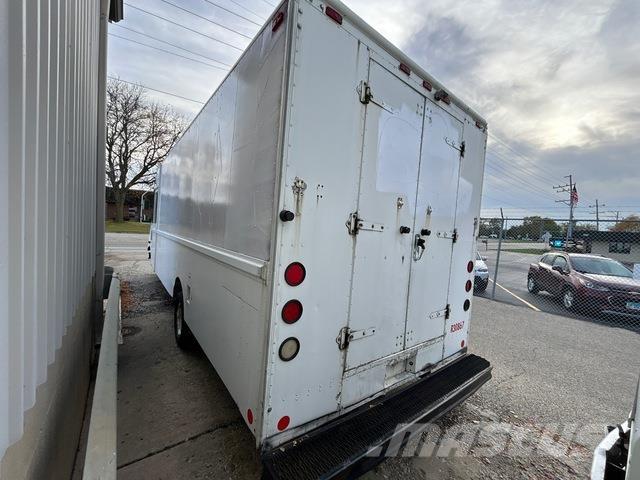 Ford Gen 1 Caixa fechada