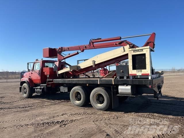 Ford L8000 Construção - Outros
