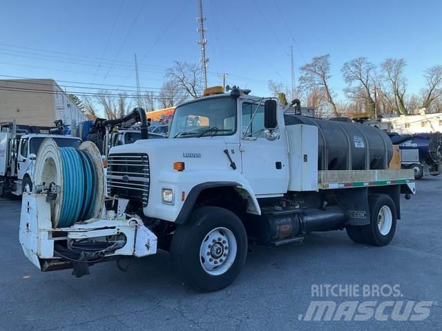 Ford L9000 Camiões Aspiradores Combi