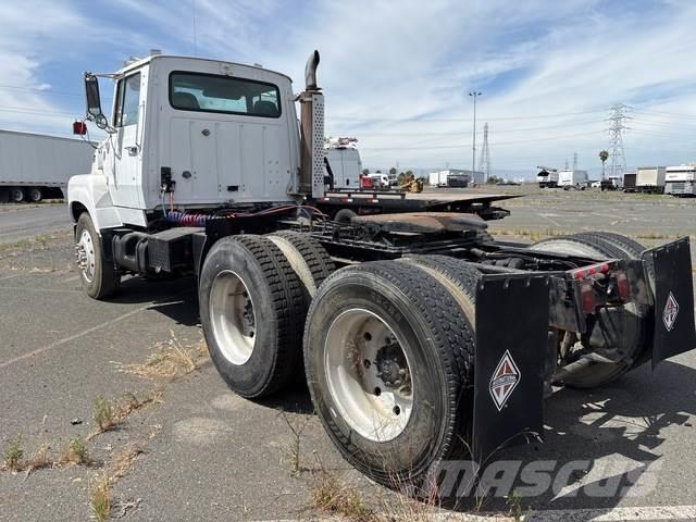 Ford L9000 Cavalos Mecânicos