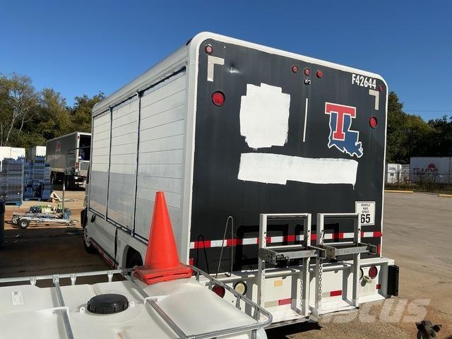 Ford LCF Camiões de entrega de bebidas