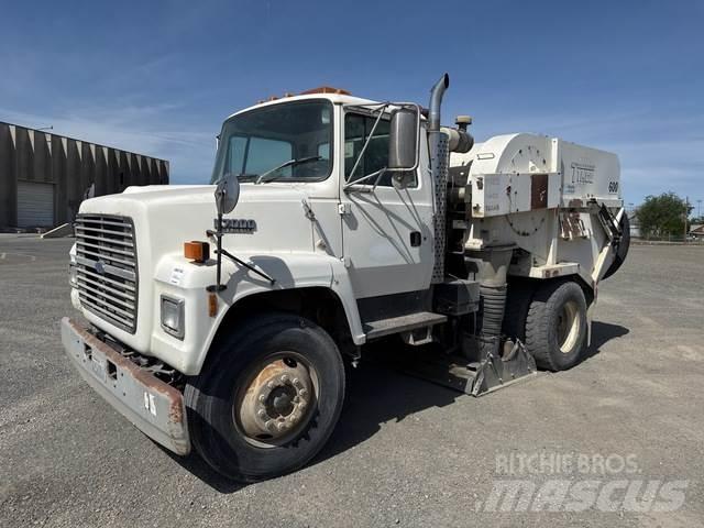 Ford LN7000 Camiões varredores