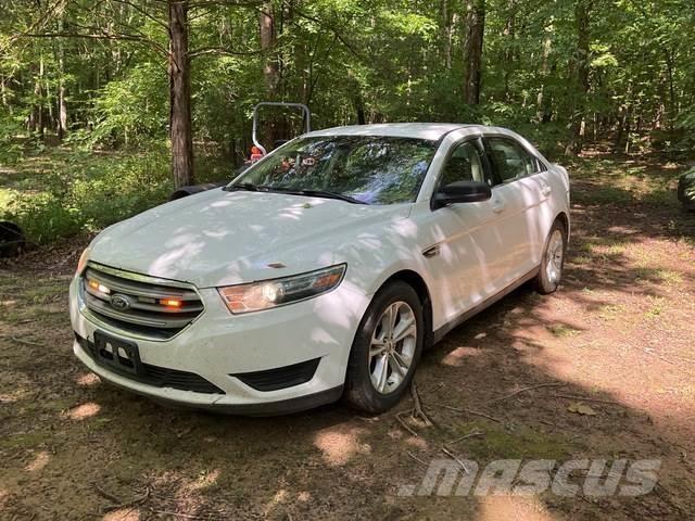 Ford Taurus Automóvel
