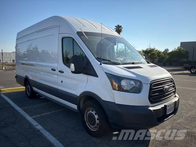 Ford Transit Carrinhas de caixa fechada