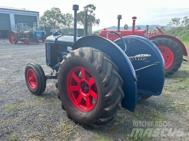 Fordson  Construção - Outros
