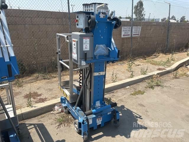 Genie AWP-25S Plataformas de Mastro Vertical