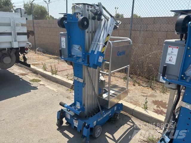 Genie AWP-25S Plataformas de Mastro Vertical
