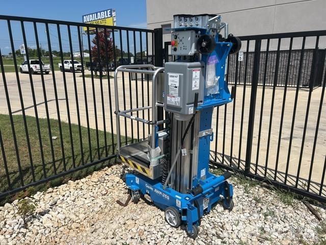 Genie AWP-25S Plataformas de Mastro Vertical