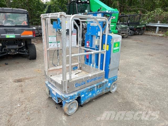 Genie GR-15 Plataformas de Mastro Vertical