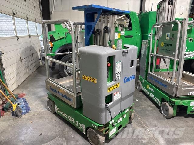 Genie GR-15 Plataformas de Mastro Vertical