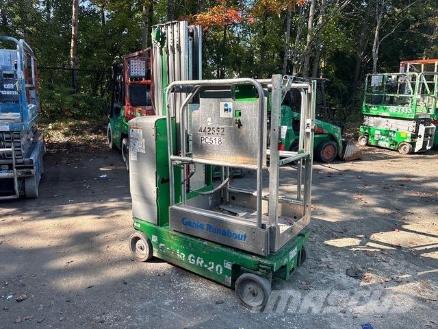Genie GR-20 Plataformas de Mastro Vertical