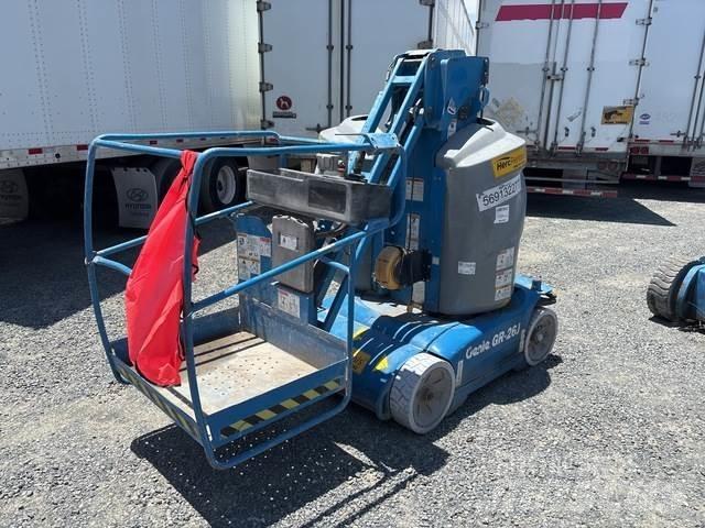 Genie GR-26J Plataformas de Mastro Vertical