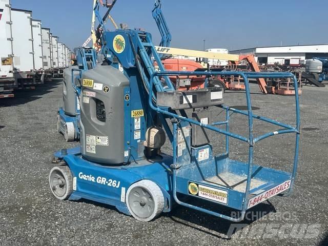 Genie GR-26J Plataformas de Mastro Vertical