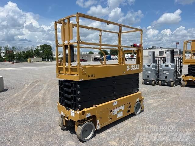 Genie GS-3232 Elevadores de tesoura