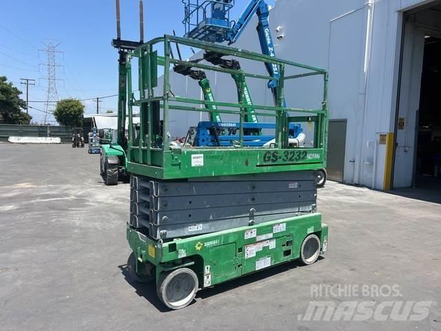 Genie GS-3232 Elevadores de tesoura