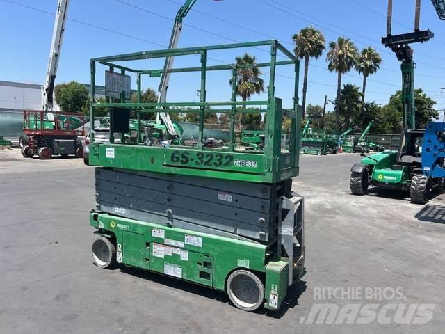 Genie GS-3232 Elevadores de tesoura
