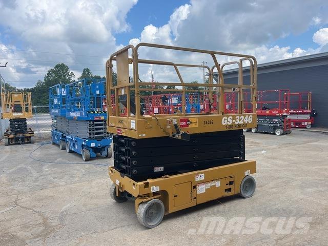 Genie GS-3246 Elevadores de tesoura