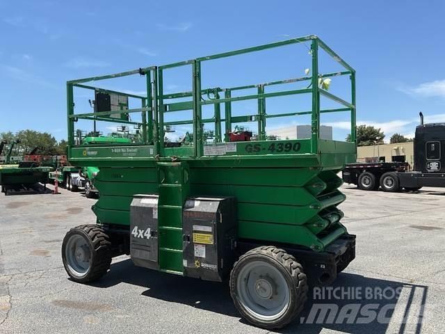 Genie GS-4390 Elevadores de tesoura