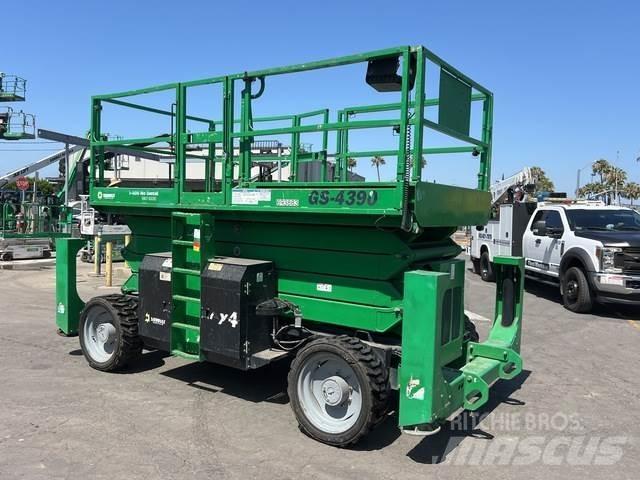 Genie GS-4390 Elevadores de tesoura
