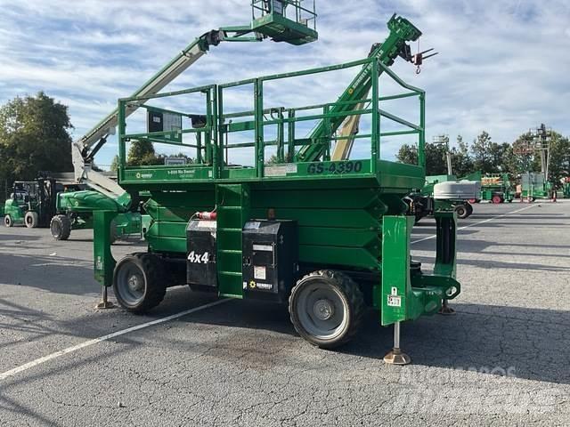 Genie GS-4390 Elevadores de tesoura