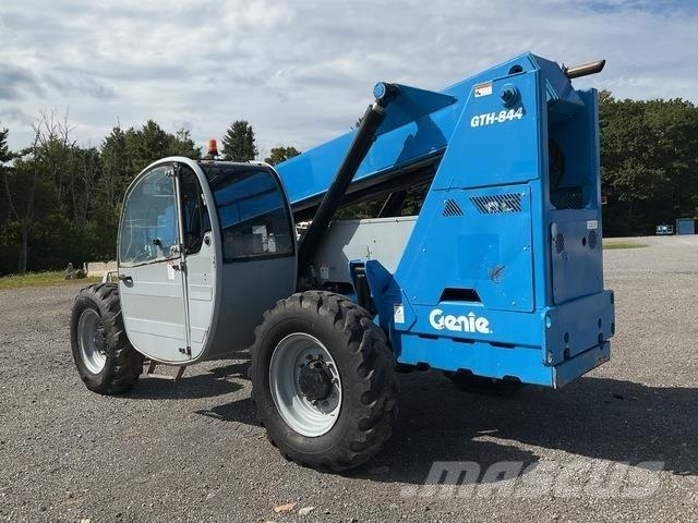 Genie GTH-844 Manipulador telescópico