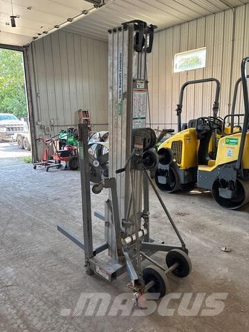 Genie SLC24 Guinchos, elevadores e elevações de materiais
