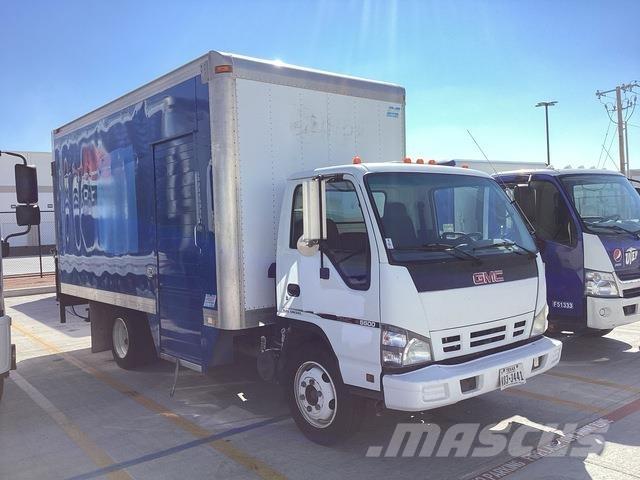 GMC  Caminhões de caixa fechada