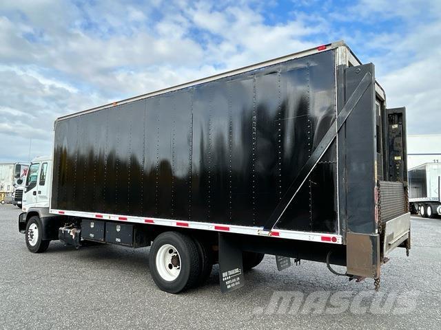 GMC T-Series Caminhões de caixa fechada