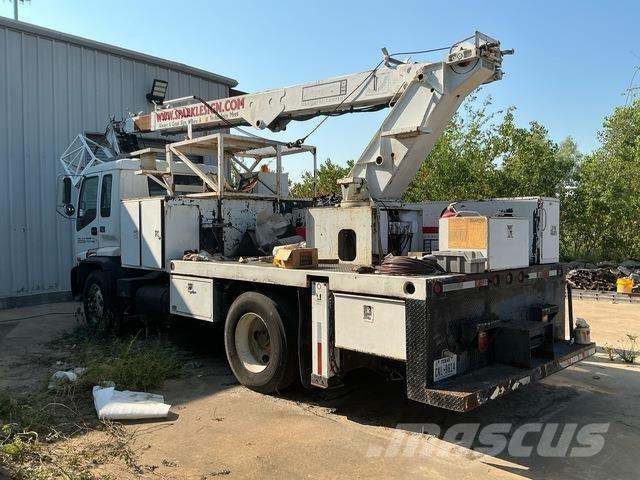 GMC T7500 Plataformas aéreas montadas em camião