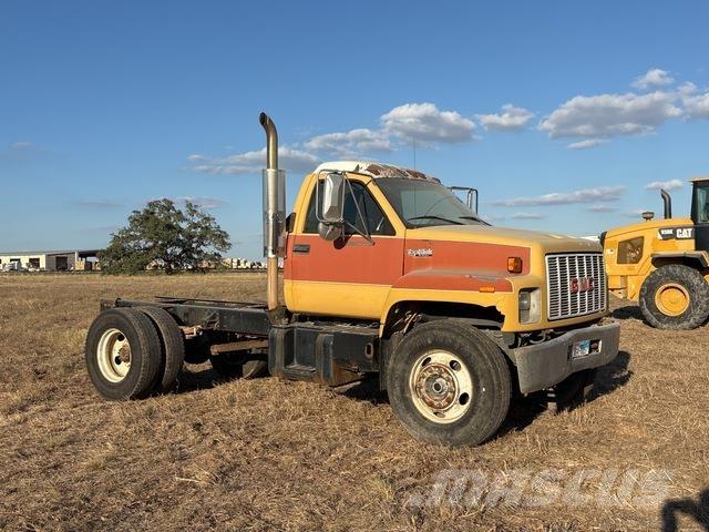 GMC Topkick Cabines e interior