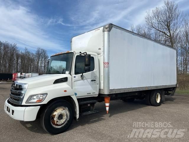 Hino 268 Caminhões de caixa fechada
