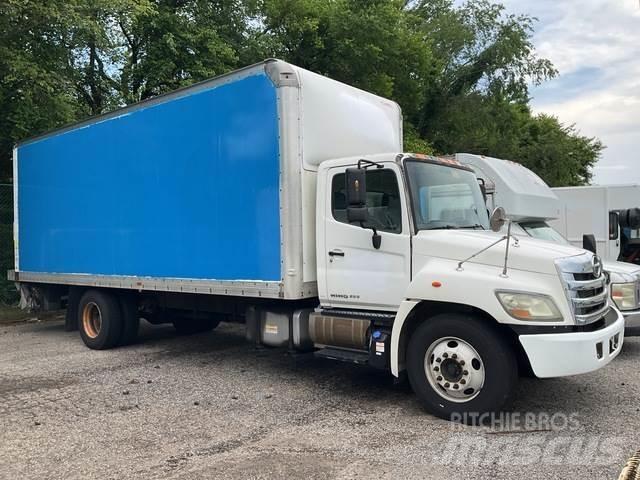 Hino 268 Caminhões de caixa fechada