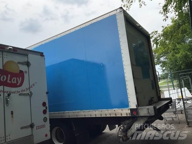 Hino 268 Caminhões de caixa fechada
