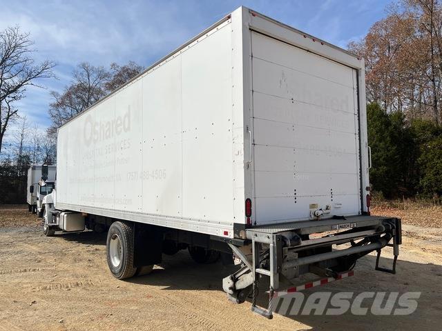 Hino 269 Caminhões de caixa fechada