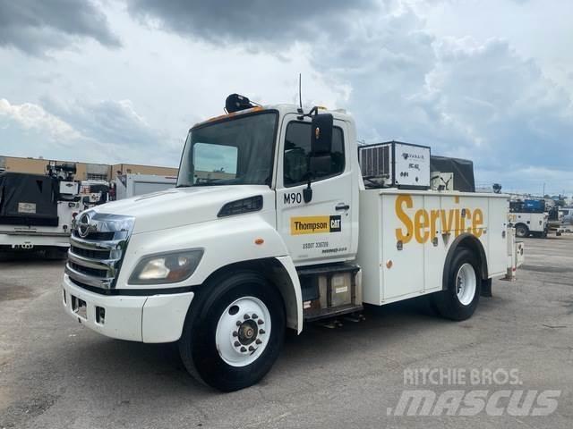 Hino 338 Camiões Municipais / Uso Geral