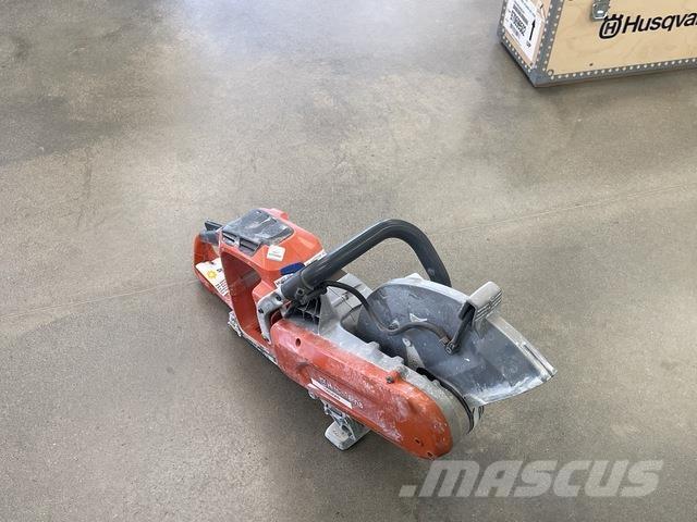 Husqvarna K1 Construção - Outros
