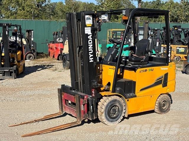 Hyundai 25B-9U Empilhadores eléctricos