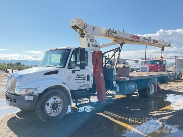 International  Gruas de rastos