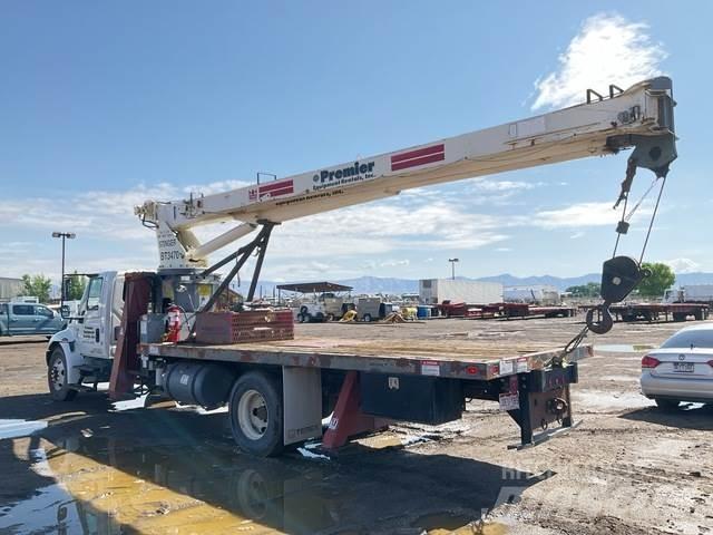 International  Gruas de rastos